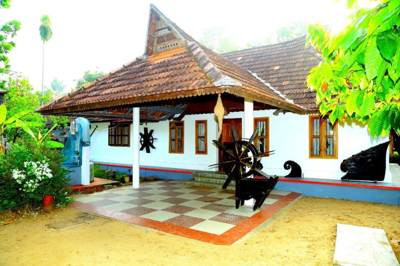 Valentine'S Rice Bowl Home Stay Alappuzha Exteriör bild