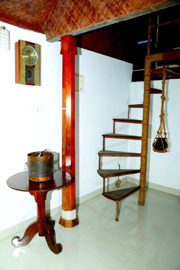 Valentine'S Rice Bowl Home Stay Alappuzha Exteriör bild