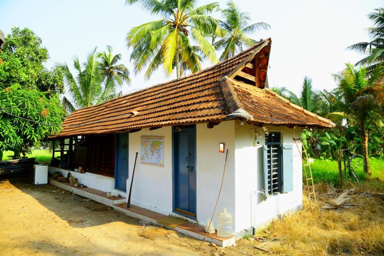 Valentine'S Rice Bowl Home Stay Alappuzha Exteriör bild