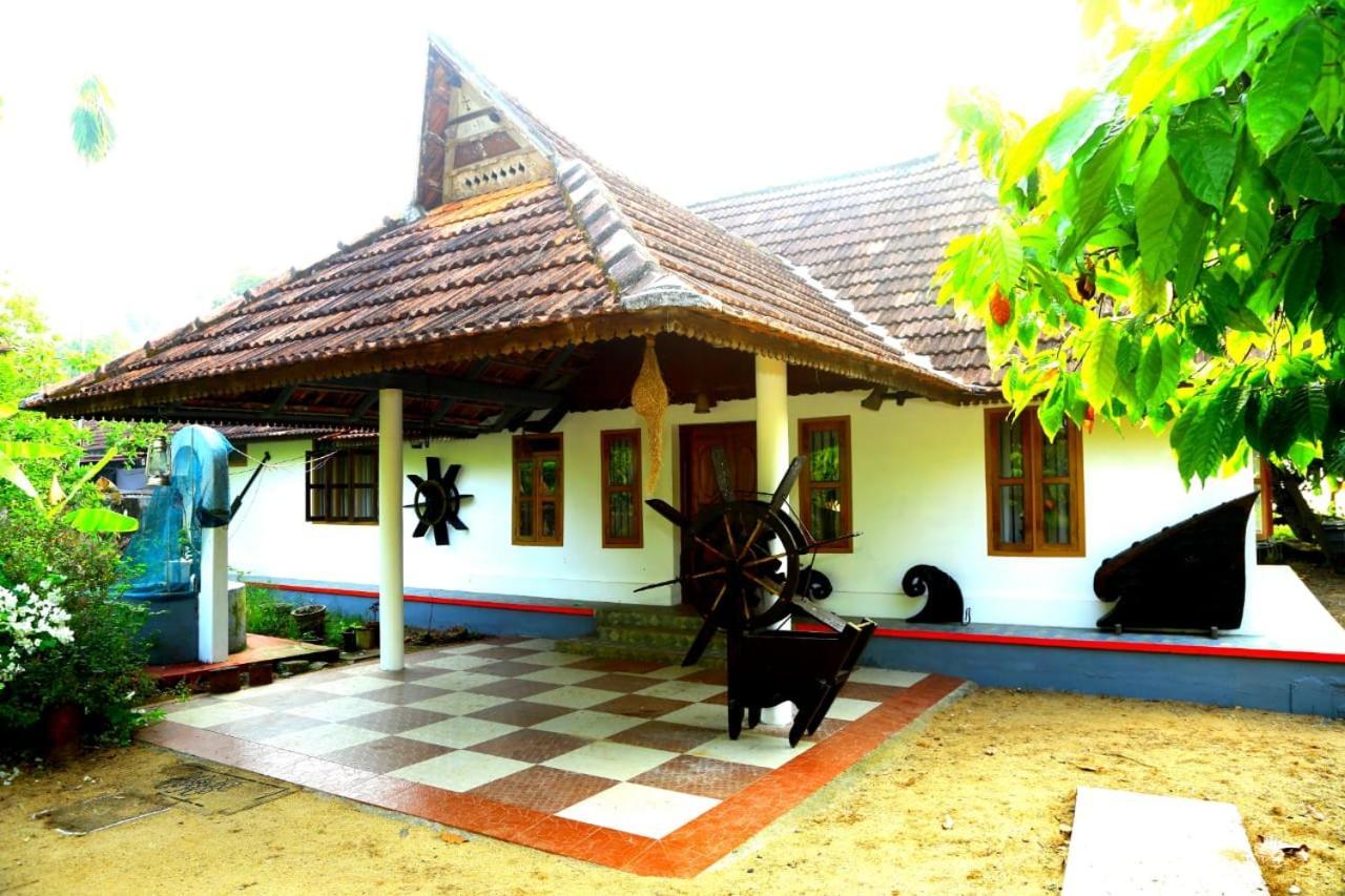 Valentine'S Rice Bowl Home Stay Alappuzha Exteriör bild