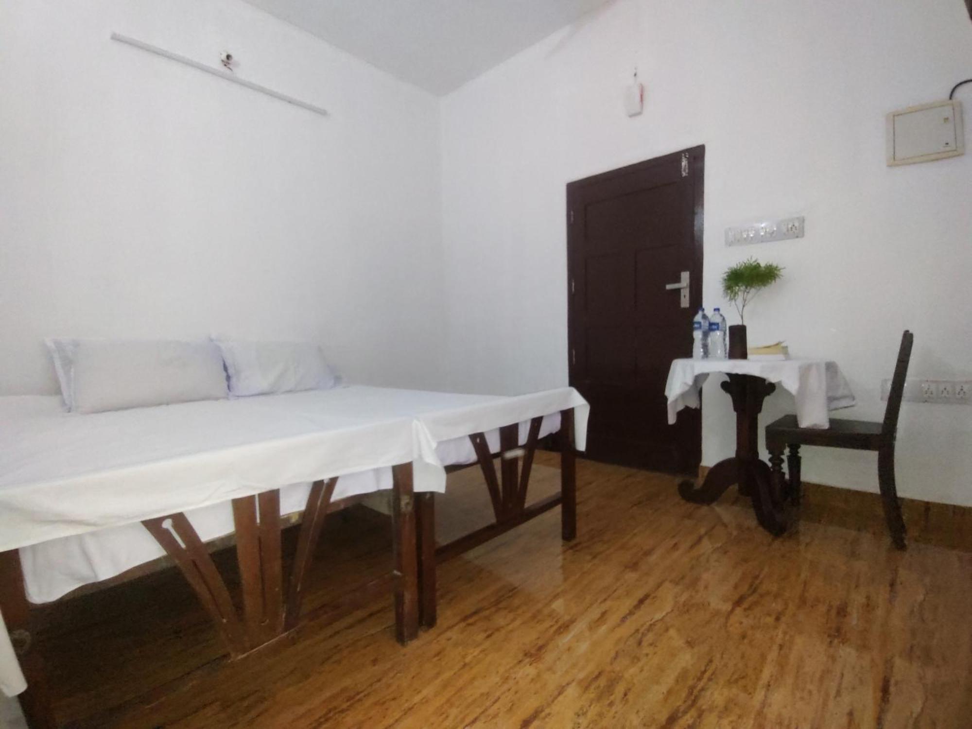 Valentine'S Rice Bowl Home Stay Alappuzha Exteriör bild